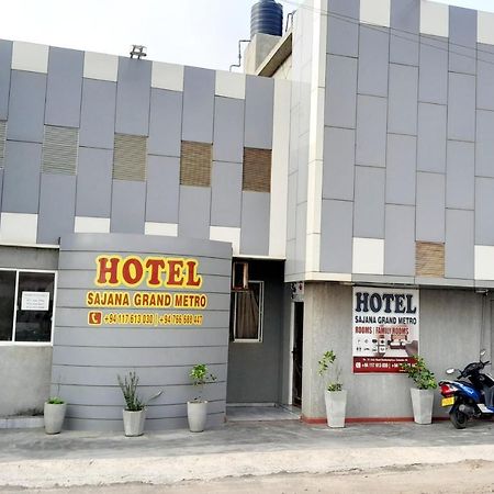 Sajana Grand Metro Hotel โคลอมโบ ภายนอก รูปภาพ