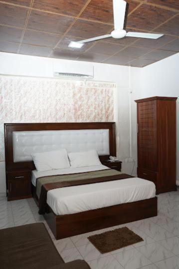 Sajana Grand Metro Hotel โคลอมโบ ภายนอก รูปภาพ